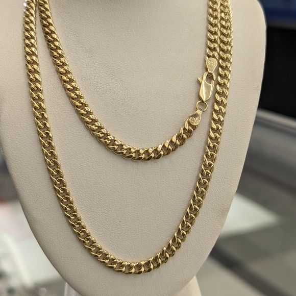 10kt real gold Miami cuban style chain 4.6mm 24 inch